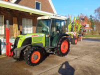 Tracteur pour vignes et vergers Claas Nectis 267 VL