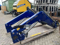 Chargeur frontal New Holland New Holland/STOLL  715LA  /FZ41-25 Profiline 100cm
