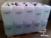 Autres matériel et accessoires de transport et industriels  gedemineraliseerd water, demi water, accu water 20 of 1000 liter vaten