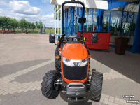 Tracteur pour vignes et vergers TAFE 6028 Smalspoortrekker