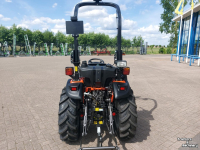 Tracteur pour vignes et vergers TAFE 6028