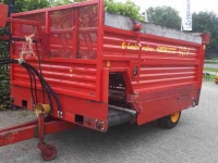 Distributeur de fourrage en bloc Schuitemaker amigo 30 S+ W