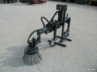 Désherbeuse à brosse rotative Hofstede Onkruid borstel 3 punt of met model Giant aankoppeling