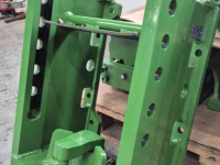 Autres tracteurs et accessoires John Deere Rockinger trekhaakframe met Piton-Fix JD 5020 en 5R