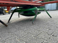 Eparpilleur de fourrage Holaras Superstar HK hydraulisch klapbaar met schotels