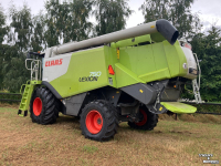 Moissonneuse batteuse Claas LEXION 750