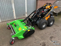 Chargeuse compacte Giant SK252D + klepelmaaier