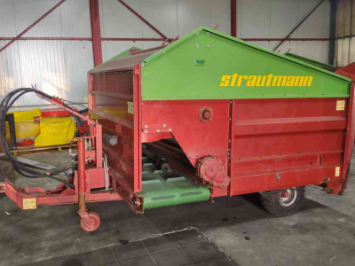 Distributeur de fourrage en bloc Strautmann BVW