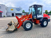 Chargeuse sur pneus  L8-1 Shovel