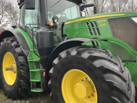 Tracteur John Deere 6215R