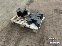 Poids frontaux Case Case IH 6 x 45 KG Frontgewichten + Middentrekhaak
