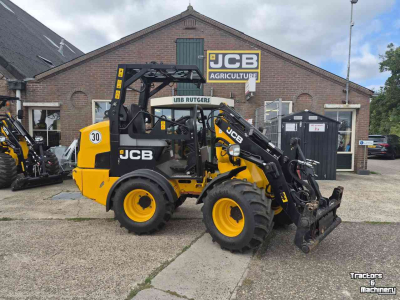 Chargeuse sur pneus JCB 403 plus