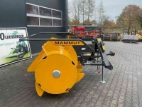 Eparpilleur de fourrage Mammut Silofox SF 280 Gigant