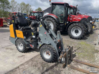 Chargeuse sur pneus Giant D 2635