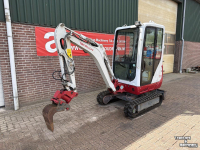 Pelleteuse Takeuchi Kraan TB216