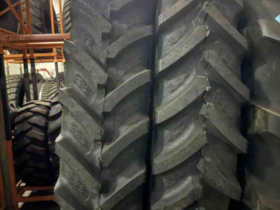 Roues, Pneus, Jantes, Barillets Jumelage  320/90R54 & 320/85R38