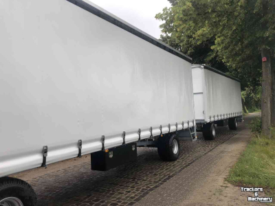 Remorque à bâche pour transport / Remorque de récolte trainé Heuvelmans Oogstwagens en Zeilwagens