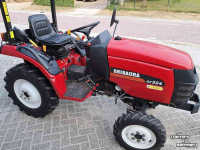 Tracteur Shibaura ST 324
