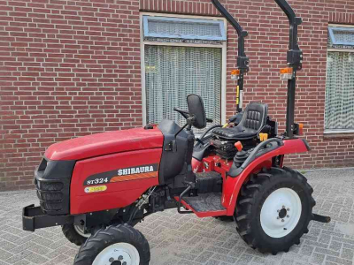 Tracteur Shibaura ST 324