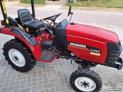 Tracteur Shibaura ST 324