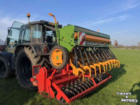 Semoir  Pennen frees met amazone zaaimachine