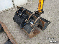 Pelles sur pneus JCB 8030 ZTS