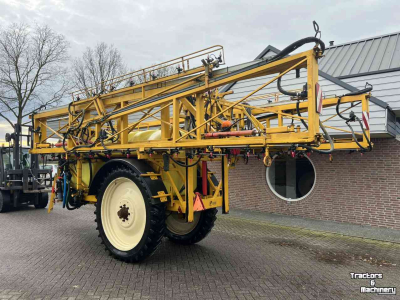 Pulvérisateur trainé Dubex Mentor 9804