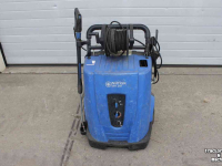 Nettoyeur à haute pression Chaud/Froid Nilfisk MH 2M heetwater hogedrukreiniger stoomcleaner