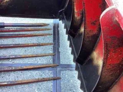 Coupe-blocs d'ensilage BVL SZ H180 HA