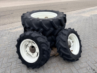Roues, Pneus, Jantes, Barillets Jumelage Mitas 360/70R24 & 240/70R16 Set Wielen