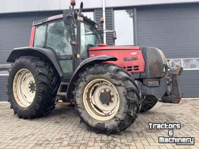 Tracteur Valtra 6750
