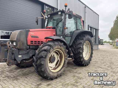 Tracteur Valtra 6750