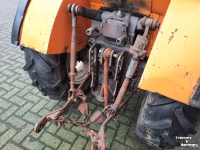 Tracteur pour vignes et vergers Renault R556S