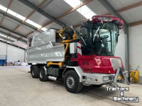 Combinaison faucheuse-aspirateur Iveco hovertrack , iveco , maai-zuigcombinatie