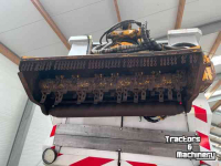 Combinaison faucheuse-aspirateur Iveco hovertrack , iveco , maai-zuigcombinatie