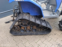 Tracteur Iseki Iseki Hunter 18S rupstractor met 135 cm grondfrees