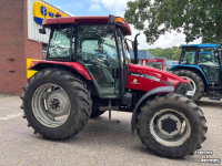 Tracteur Case-IH JXU 80 Tractor