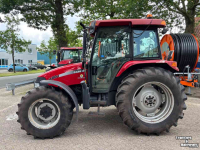 Tracteur Case-IH JXU 80 Tractor