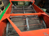 Arracheuse d‘oignons Holaras UR-170-HZ, uienrooier