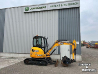 Pelles sur pneus JCB 8030 ZTS