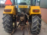 Tracteur Renault 681 2wd