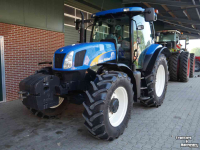Tracteur New Holland TSA 135