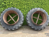 Roues, Pneus, Jantes, Barillets Jumelage Good Year 18.4 - R38 dubbellucht diversen