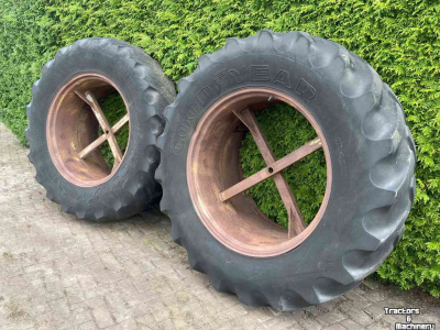 Roues, Pneus, Jantes, Barillets Jumelage Good Year 18.4 - R38 dubbellucht diversen