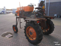 Tracteur Universal 640