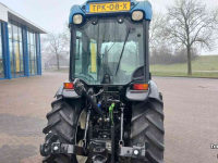 Tracteur pour vignes et vergers New Holland TNV75A
