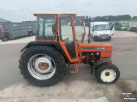 Tracteur Renault 781