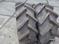 Roues, Pneus, Jantes, Barillets Jumelage Taurus 320/70R20