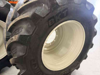 Roues, Pneus, Jantes, Barillets Jumelage BKT 900/50R42 + 710/55R28 of 710/55R30
