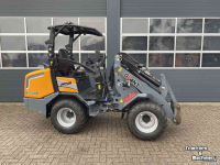 Chargeuse sur pneus Giant G 2700 HD Kniklader